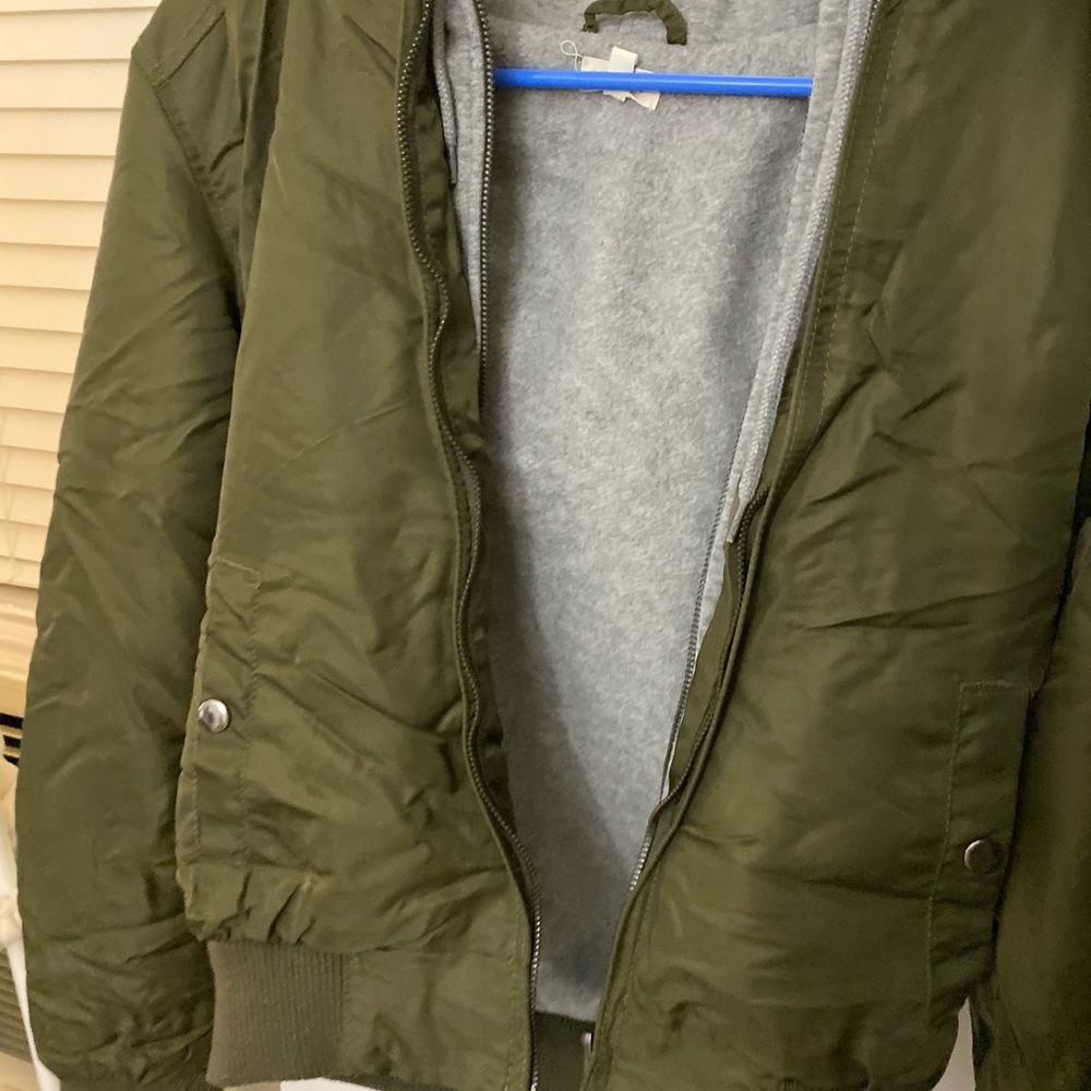 Jacket - Picture 3 of 6